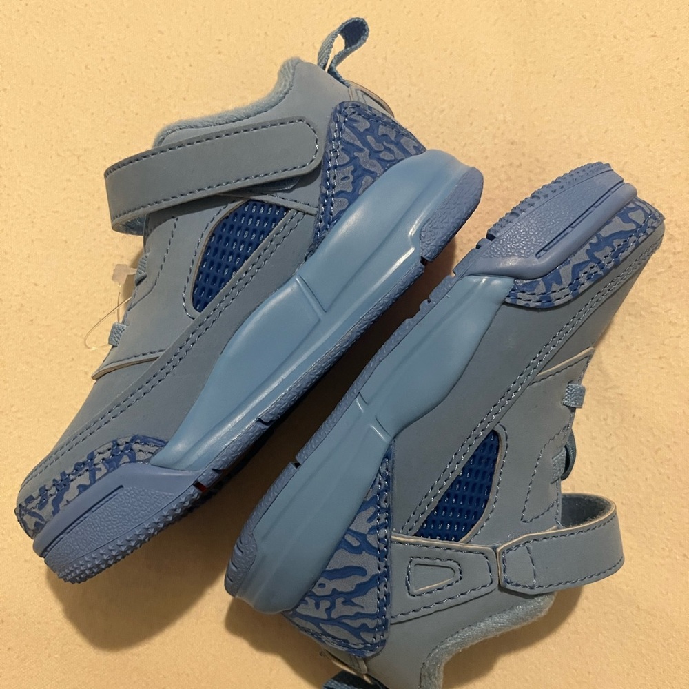 Air Jordan Spizike Low TD 'Houston Oilers'